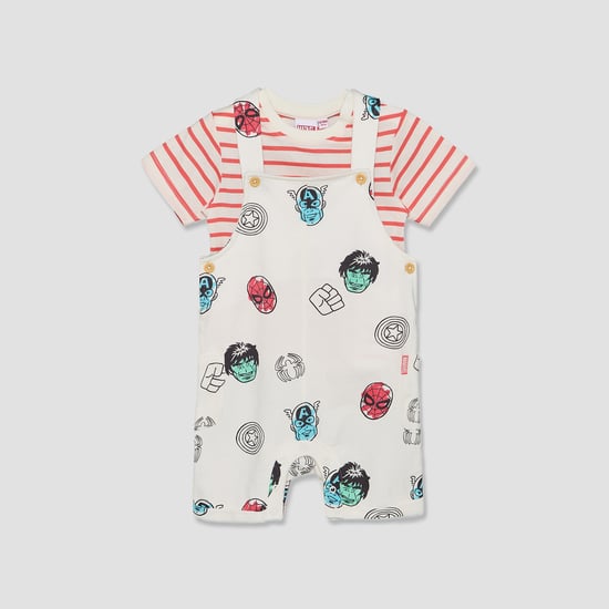 Juniors Avengers Print T-shirt & Dungaree Set