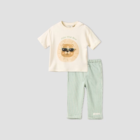 Juniors Printed T-shirt & Pants Set