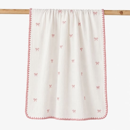 Giggles Muslin Embroidered Blanket