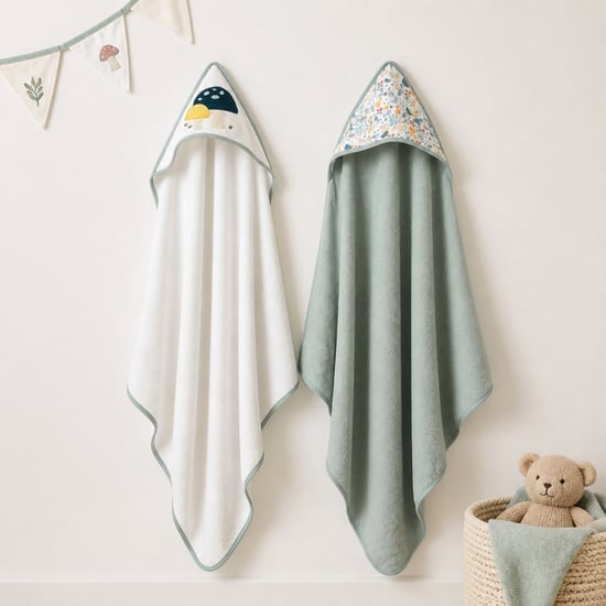 Juniors Assorted Hooded Towel - Pack of 2
