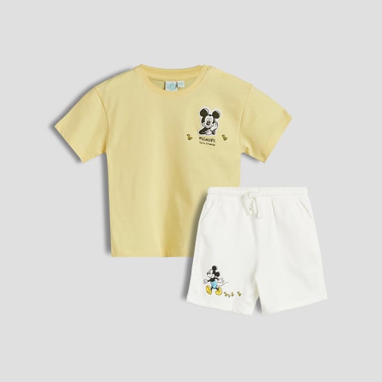 Juniors Mickey Mouse T-shirt with Shorts Set