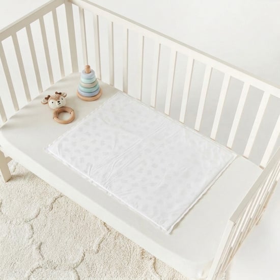 Juniors Solid Waterproof Sheet - 58 x 44 cm