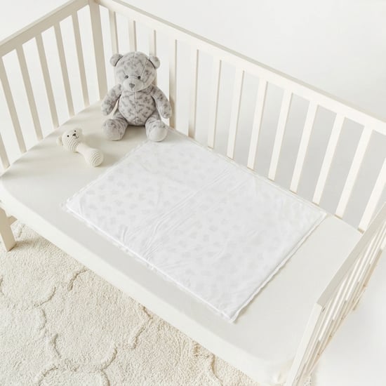 Juniors Solid Waterproof Sheet - 59 x 86 cm