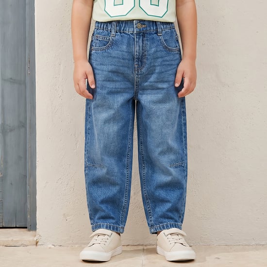 Juniors Washed Balloon Fit Jeans