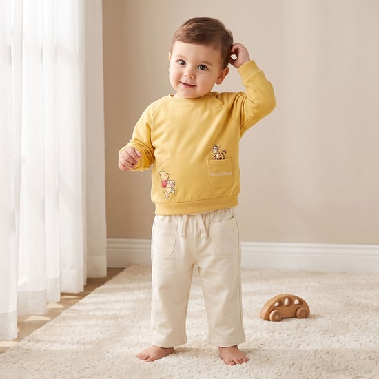 Juniors Winnie the Pooh Print Sweatshirt and Pyjama Set