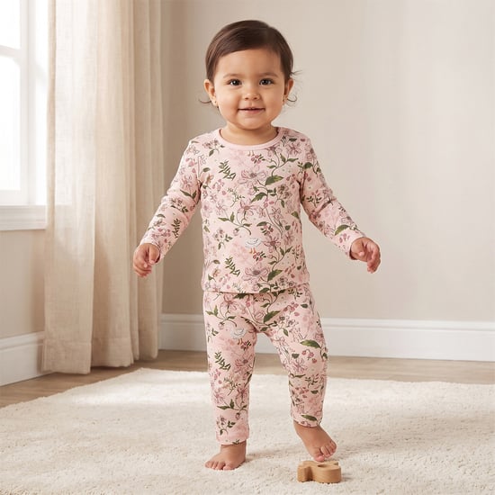 Juniors Floral Print T-shirt with Pyjama Set