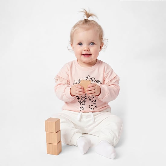 Juniors Bow Print top with Lace Trim