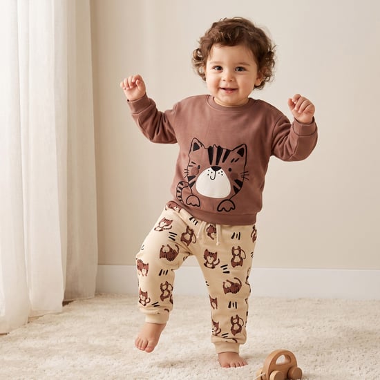 Juniors Tiger Print Sweatshirt with Joggers Set