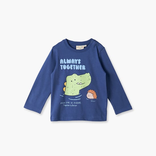 Juniors Graphic Print T-shirt