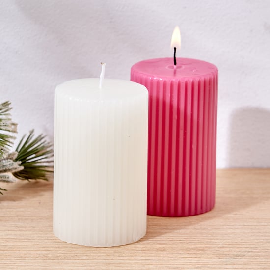 Alisa Set of 2 Oudh and Vanilla Scented Ribbed Pillar Candles