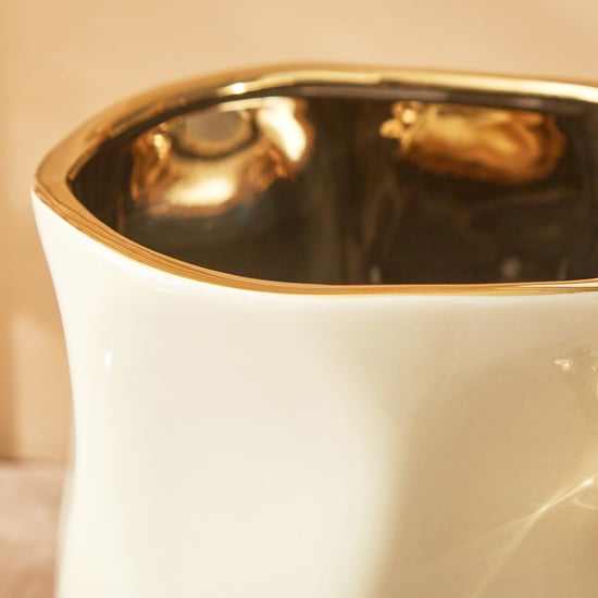 Paloma Finch Ceramic Bird Planter