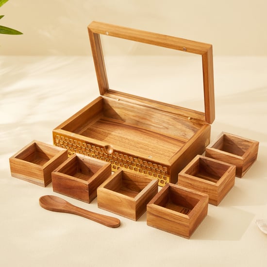 Haze Dietes Wooden Masala Box