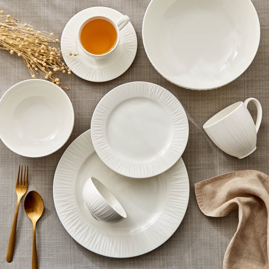 Marshmallow Brook Porcelain Ribbed Serving Bowl - 1.75l