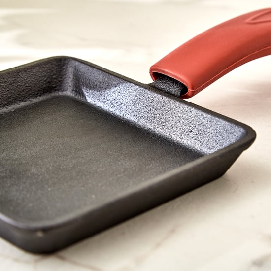 Terra Tales Sally Cast Iron Mini Frying Pan - 12cm