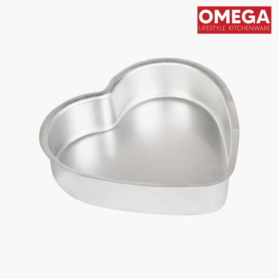 OMEGA Aluminium Heart Shape Cake Mould - 17 cm
