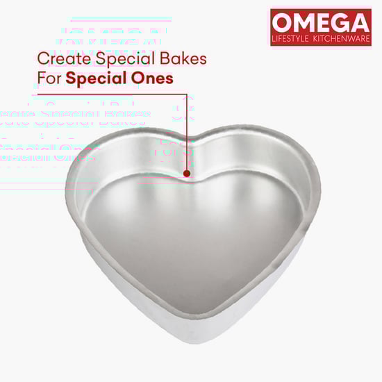 OMEGA Aluminium Heart Shape Cake Mould - 17 cm