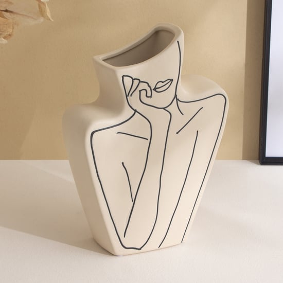 Romo Est Nova Ceramic Lady Vase