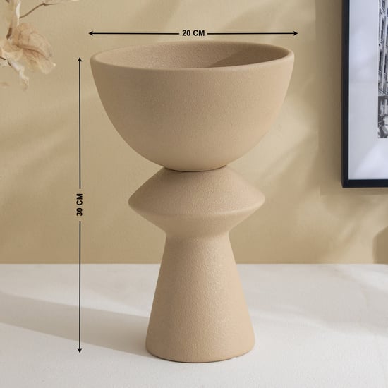 Acroma Est Hitch Ceramic Table Accent