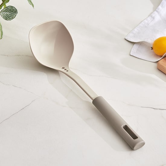 Miro Fusion Polypropylene Ladle