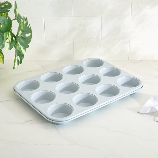 Bakers Pride Sweetshop Carbon Steel 12-Cup Muffin Pan
