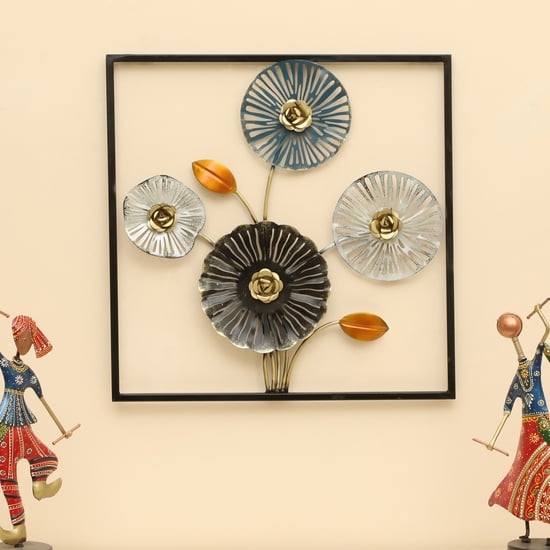 VEDAS Mystical India Metal Flowers Wall Accent