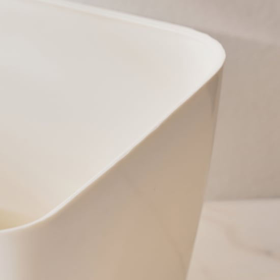 Gloria Requisite Floor Planter