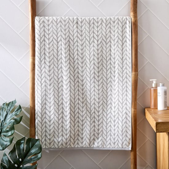 Nova Ashfall Chevron Cotton Jacquard Bath Towel - 70x140cm