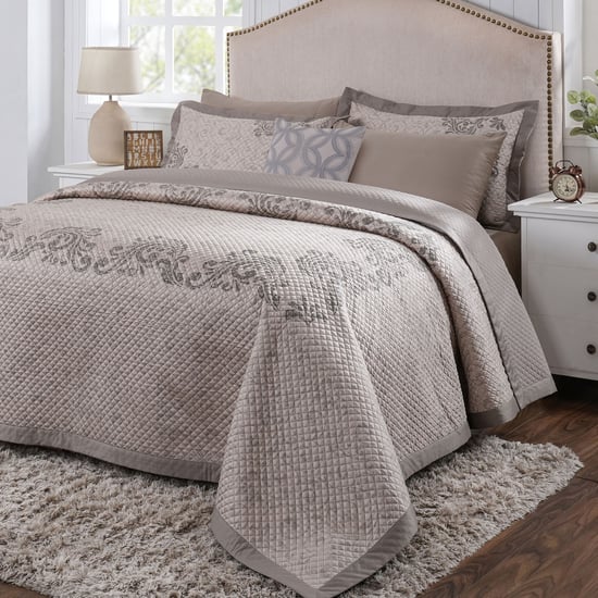 MASPAR Classical Ornate Cotton 8Pcs Quilted Double Bed-In-A-Bag Set