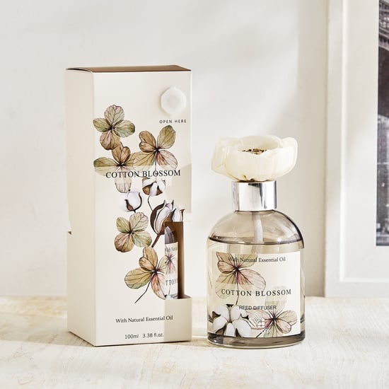 Utopia Refresh Bouquet Cotton Blossom Reed Diffuser with Sola Flower