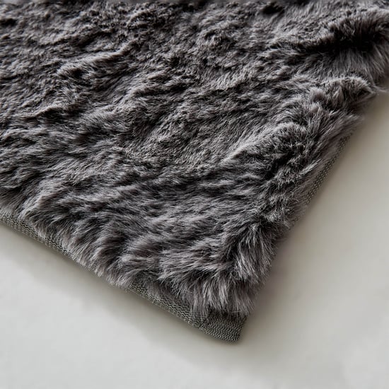 Fiesta Ruffle Memory Foam Fur Anti-Slip Bath Mat - 75x45cm