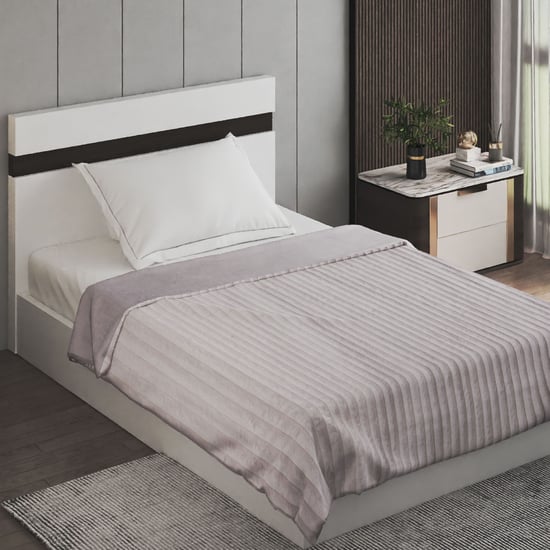 Carrera Striped Single Blanket