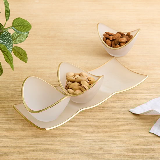 Frostra Hernan Set of 3 Glass Snack Bowls with Platter