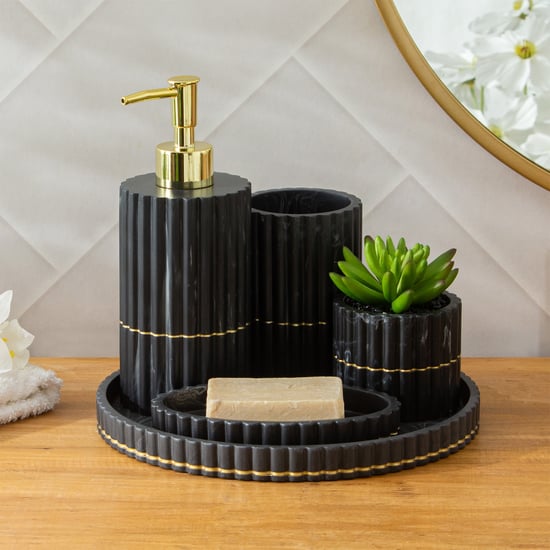 Monique Marco 5-Piece Ribbed Polyresin Bathroom Set