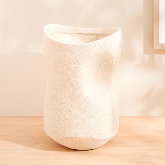 Grain Buff Polyresin Vase - Large