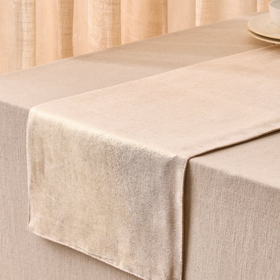 Glimmer Brixa Velvet Finish Table Runner