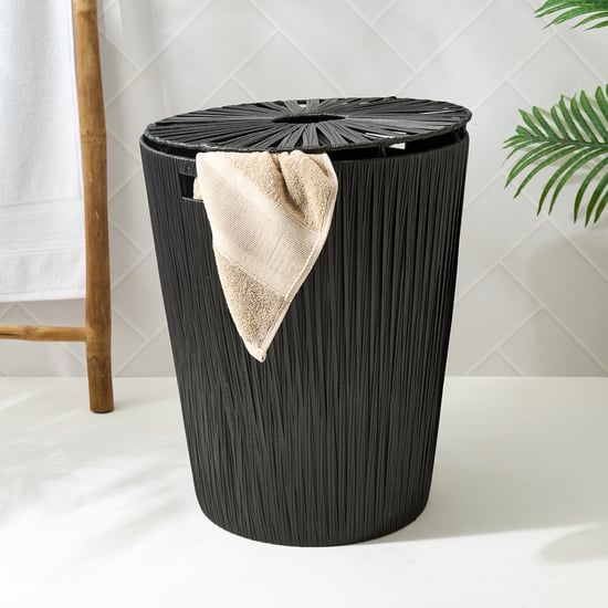 Wilton Camroon Polypropylene Laundry Hamper with Lid
