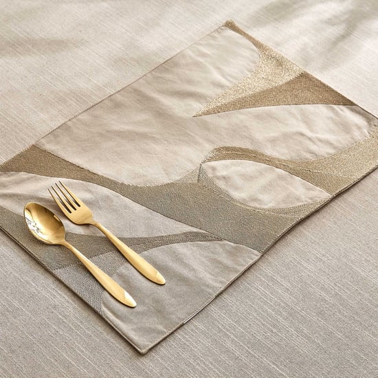 Glimmer Caden Cotton Zari Embroidered Placemat