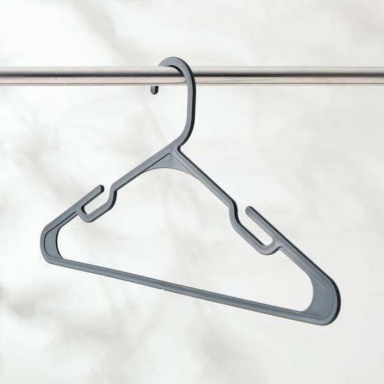 Nomad Riegel Arbek Set of 10 Polypropylene Clothes Hangers