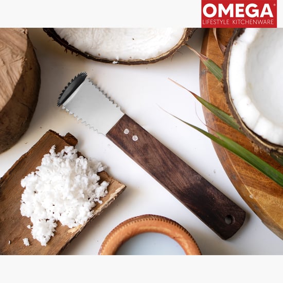 OMEGA Stainless Steel Coconut Scraper