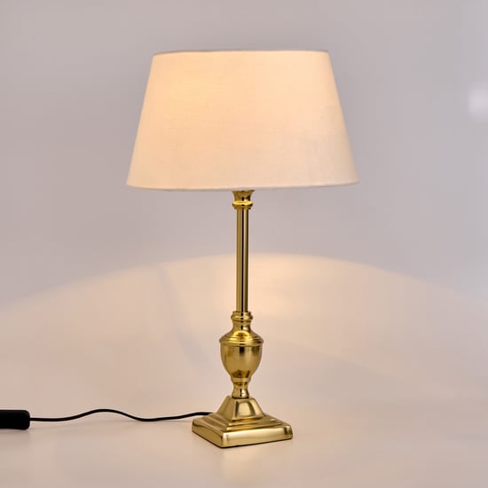 Nuqta Gifts Grantley Metal Table Lamp