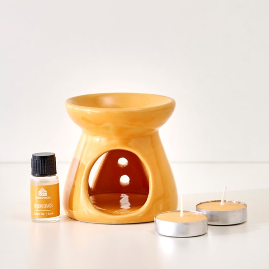 Essentials 4Pcs Lemgrasss Burner Oil and T-Light Set