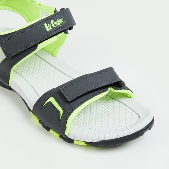 Amazon Buy Lee Cooper Sandals Flip Flops Lee Cooper Chappals Price