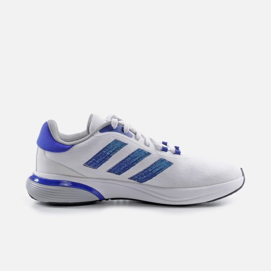 ADIDAS Ford FWD Men Striped Sports Shoes | White ADIDAS Ford FWD Men Striped Sports Shoes | White