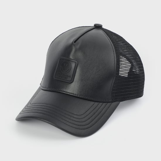 SmileyWorld Men Appliqued Trucker Cap