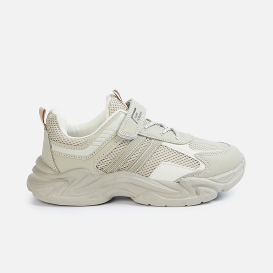 FAME FOREVER Boys Mesh Velcro Sneakers