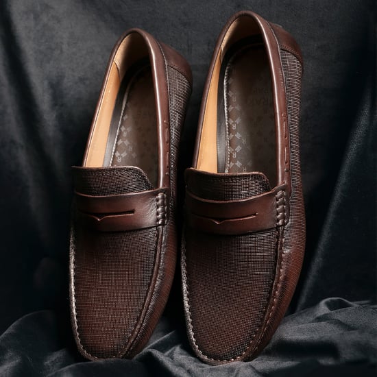 RARE RABBIT Saffian Men Textured Driving Loafers Brown