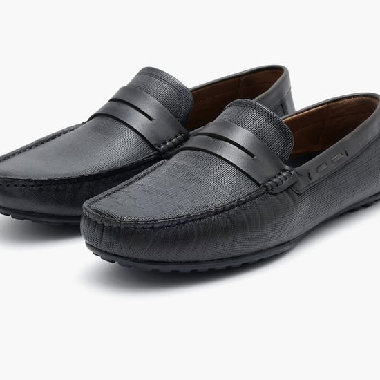 RARE RABBIT Saffian Men Textured Driving Loafers Yellow