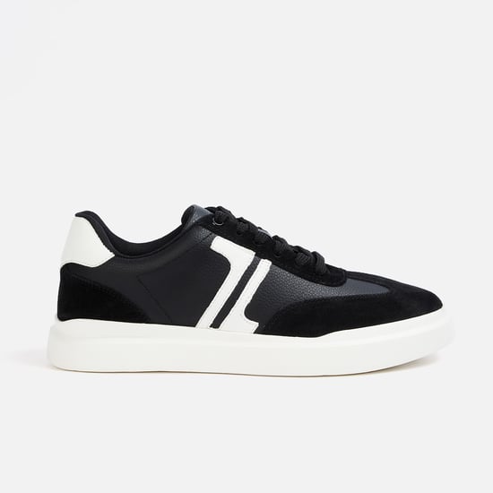 FORCA Men Paneled Lace-Up Casual Sneakers
