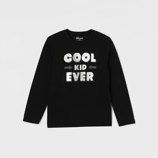FAME FOREVER Typographic Print T-shirt