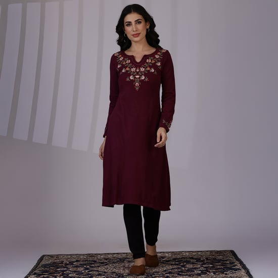 W Embroidered Winter Straight Kurta